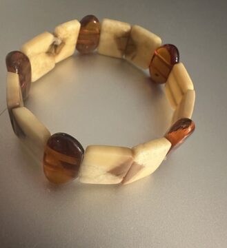 Ivory & amber bracelete
